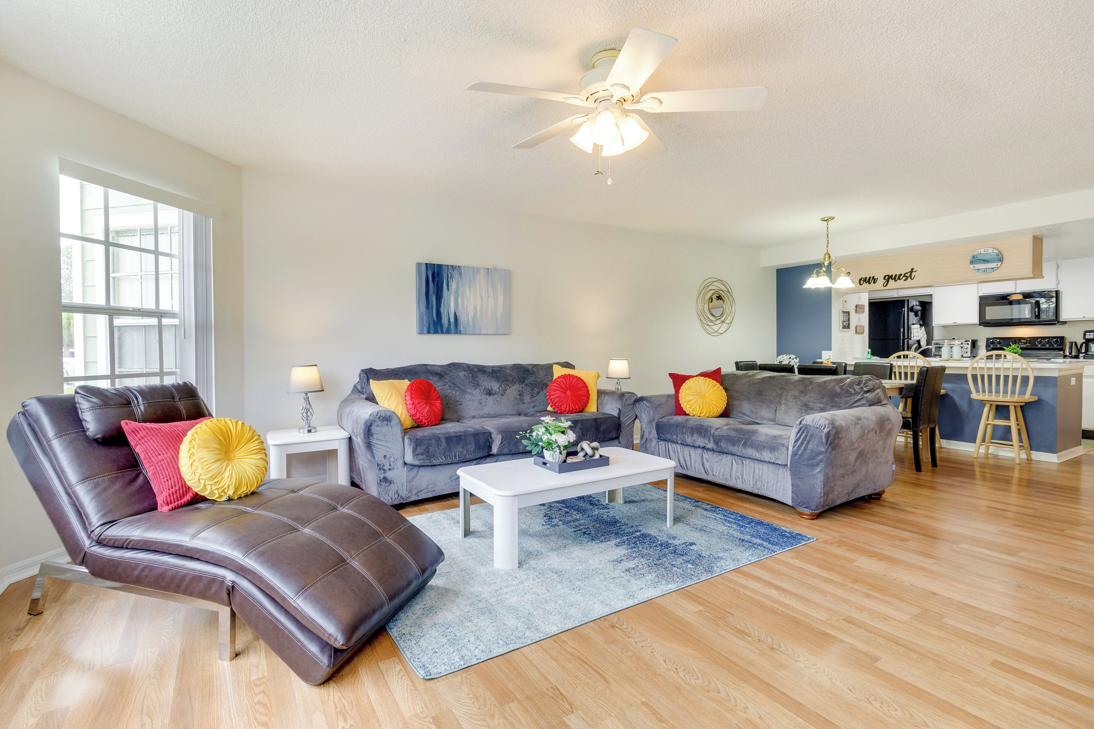 Apartment (3 Bedrooms) | Front of property