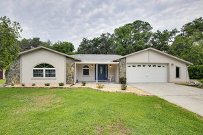 House (3 Bedrooms) | Front of property