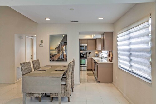 'sand Dollar' Jenson Beach Home w/ Pool Access!