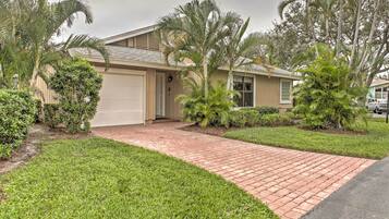 House (2 Bedrooms) | Front of property