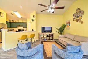 Interior - Colorful Pensacola Getaway w/ Private Yard! (Pensacola)