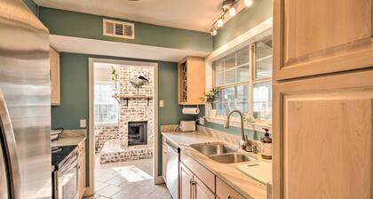 Pet-friendly A-frame Retreat Near Dtwn + Beaches!