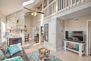 House (3 Bedrooms) | Front of property