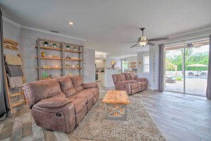 Interior - Airy Crystal River Retreat w/ Backyard Oasis! (Crystal River)