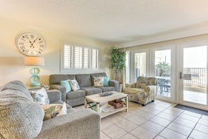Apartment (2 Bedrooms) | Interior - Miramar Beach Retreat - Beachfront & Poolside (Miramar Beach)