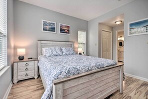 Apartment (2 Bedrooms) | Interior - Coastal Sandestin Condo Near Beaches + Golf! (Miramar Beach)