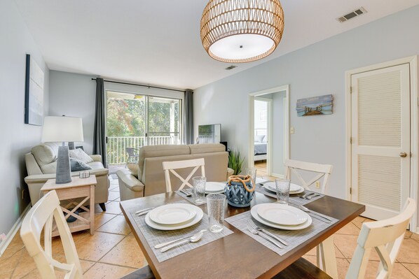 Apartment (2 Bedrooms) | Interior - Coastal Sandestin Condo Near Beaches + Golf! (Miramar Beach)