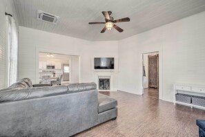 Casa (2 Bedrooms) | Interior