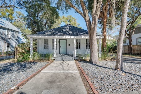 House (2 Bedrooms) | Front of property