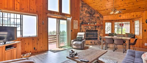 House (2 Bedrooms) | Front of property