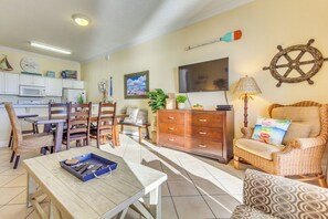 Apartment (3 Bedrooms) | Interior - Beachfront Condo w/ Resort Amenities & Ocean Views (Panama City Beach)