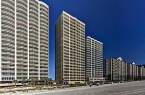 Interior - Beachfront Condo w/ Resort Amenities & Ocean Views (Panama City Beach)