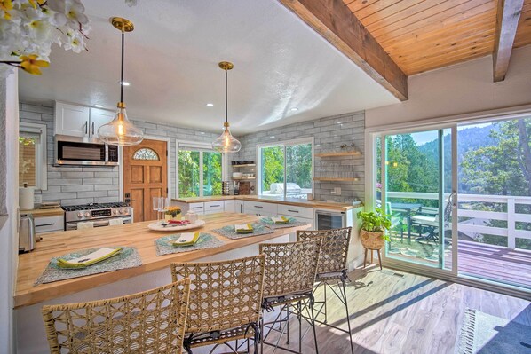 Interior - Picturesque Cabin: 2 Balconies, Walk to Lake! (Crestline)