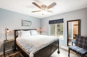 1 bedroom, iron/ironing board, free WiFi, bed sheets - Cozy | Main Street | Pool | Hot Tub (Park City)