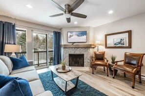 TV, fireplace - Cozy | Main Street | Pool | Hot Tub (Park City)