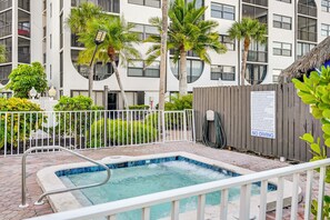Apartment (1 Bedroom) | Interior - Waterfront Marco Island Condo Near Tigertail Beach (Marco Island)