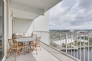 Apartment (3 Bedrooms) | Interior - 'happy Cows Retreat' in PCB w/ Lagoon Views! (Panama City Beach)