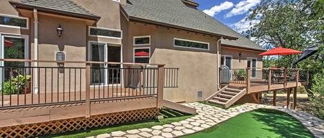House (4 Bedrooms) | Front of property