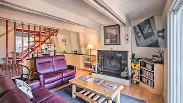 ํ์ฐ์ค (4 Bedrooms) | ๋ด๋ถ