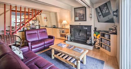 5 Mi to Snow Summit: Cabin w/ Deck & Fireplace