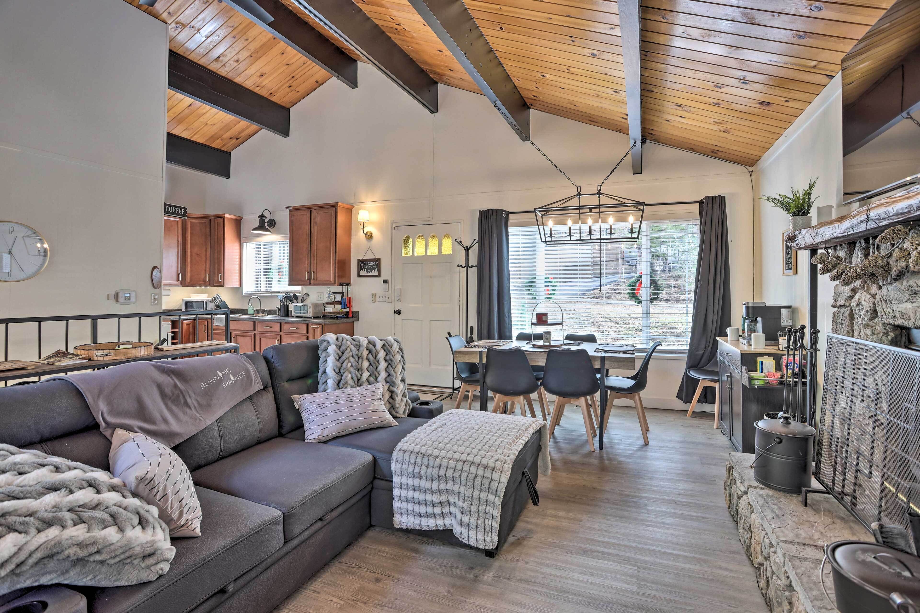 House (3 Bedrooms) | Front of property