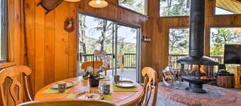 5 Mi to Big Bear Mtn Resort: Cozy Cabin w/ Deck