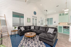 TV - Casa Sirena beautiful 4br home with private pool on the bay! (South Padre Island)