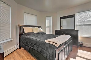 2 chambres, fer et planche à repasser, draps fournis