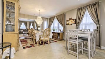 Apartment (3 Bedrooms) | Interior