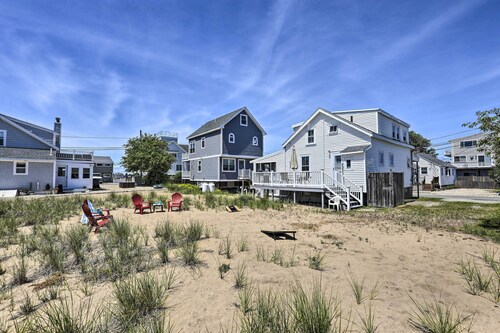 Plum Island Retreat ~ 1-block Walk to Beach!