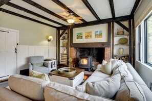 Rumah (4 Bedrooms) | Interior