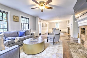 House (4 Bedrooms) | Interior