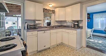 Charming MV Cottage: Walk to Dtwn Oak Bluffs!