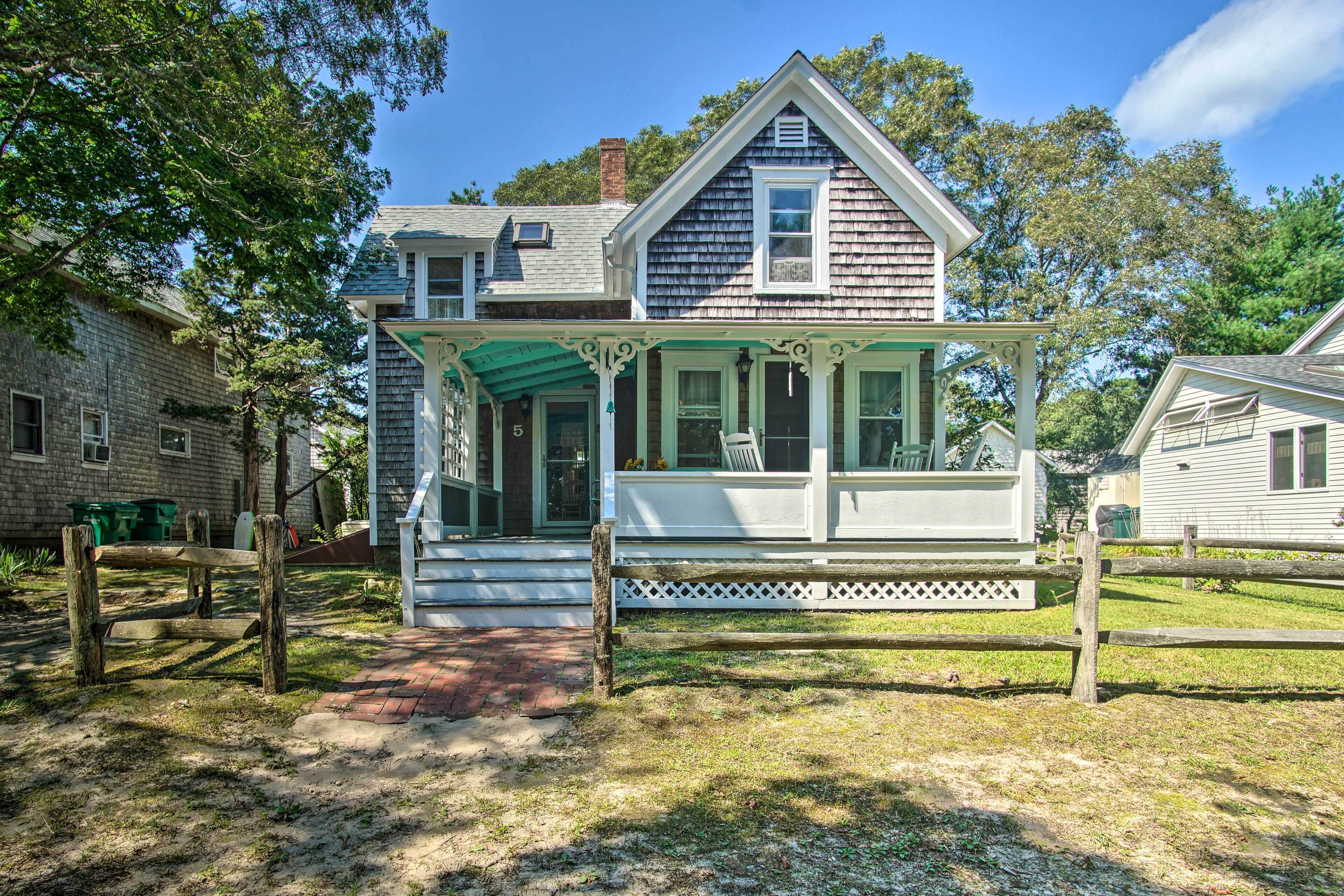 Cottage (3 Bedrooms) | Front of property