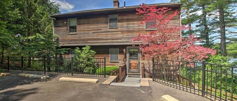 House (4 Bedrooms) | Front of property