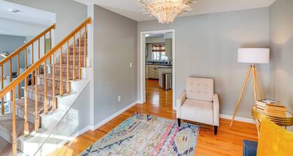 Walk to Dining: Downtown Lenox Guest House!