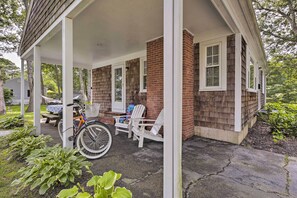 Terrace/patio - Renovated Cape Cod Home: Walk to Beach & Downtown! (East Falmouth)
