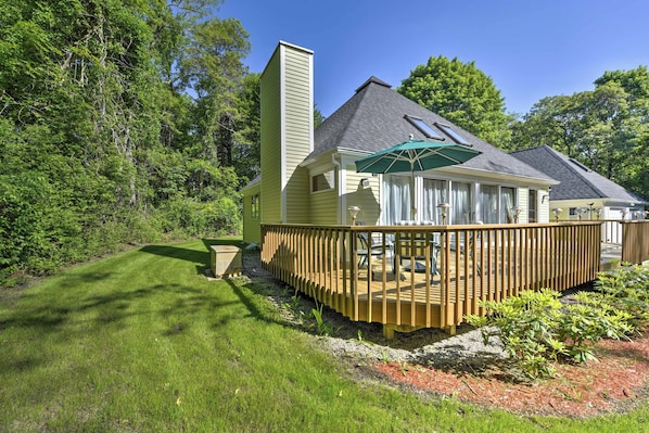 Interior - East Falmouth Home w/ Deck & Grill: 4 Mi to Beach! (East Falmouth)