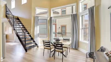 Apartment (1 Bedroom) | Interior