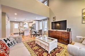 Apartment (3 Bedrooms) | Interior - Worcester Vacation Rental w/ Ideal Location! (Worcester)