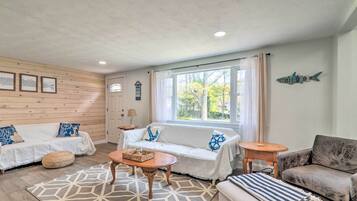 House (3 Bedrooms) | Front of property