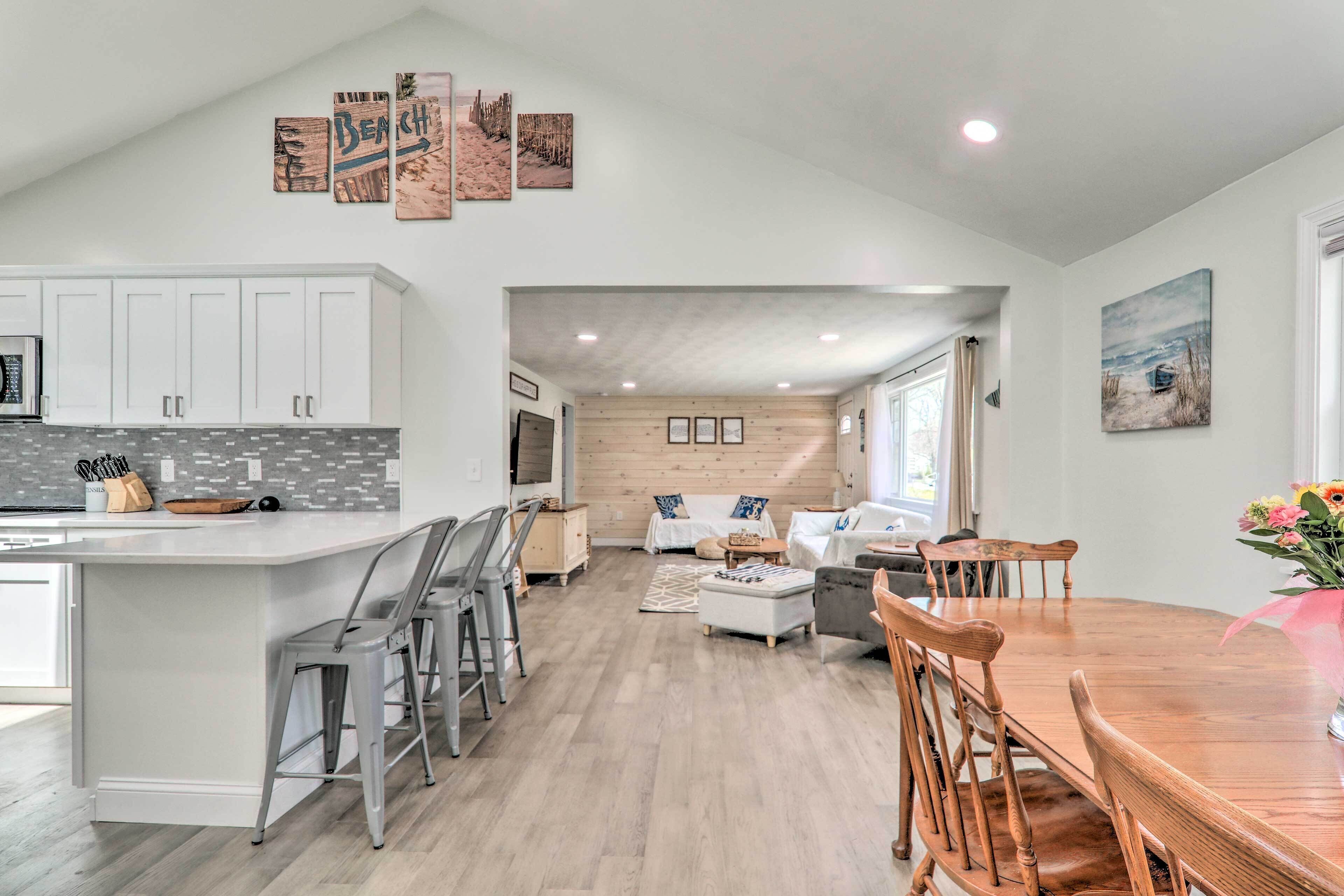 House (3 Bedrooms) | Interior