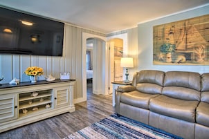 Cottage (2 Bedrooms) | Interior