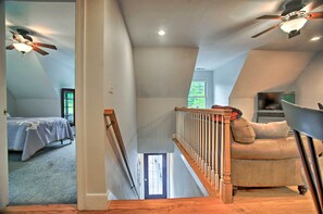 Interior - Cape Cod Home w/ Deck ~ 3 Mi to Beaches (Buzzards Bay)