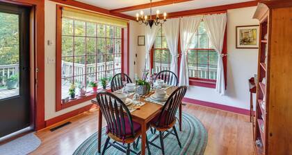 Tranquil 3 BR Stockbridge House w/ Private Deck!