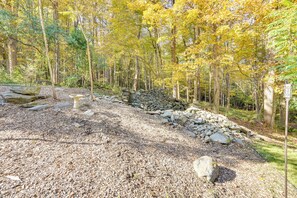 Interior - Tranquil 3 BR Stockbridge House w/ Private Deck! (South Lee)