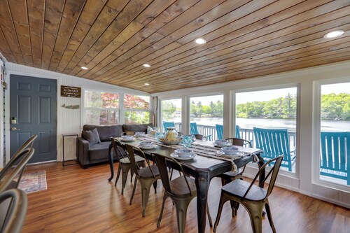 Football Fans Lake Retreat - 5 Mins to Gillette!