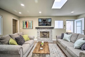 House (2 Bedrooms) | Interior