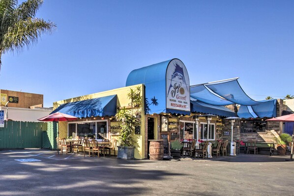 House (2 Bedrooms) | Interior - Coastal Carlsbad Home: 1 Mi to Beach & Downtown (Carlsbad)