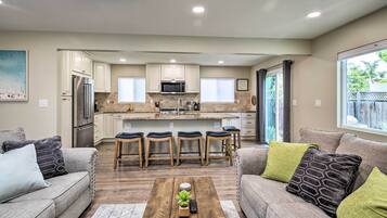 Casa (2 Bedrooms) | Interior